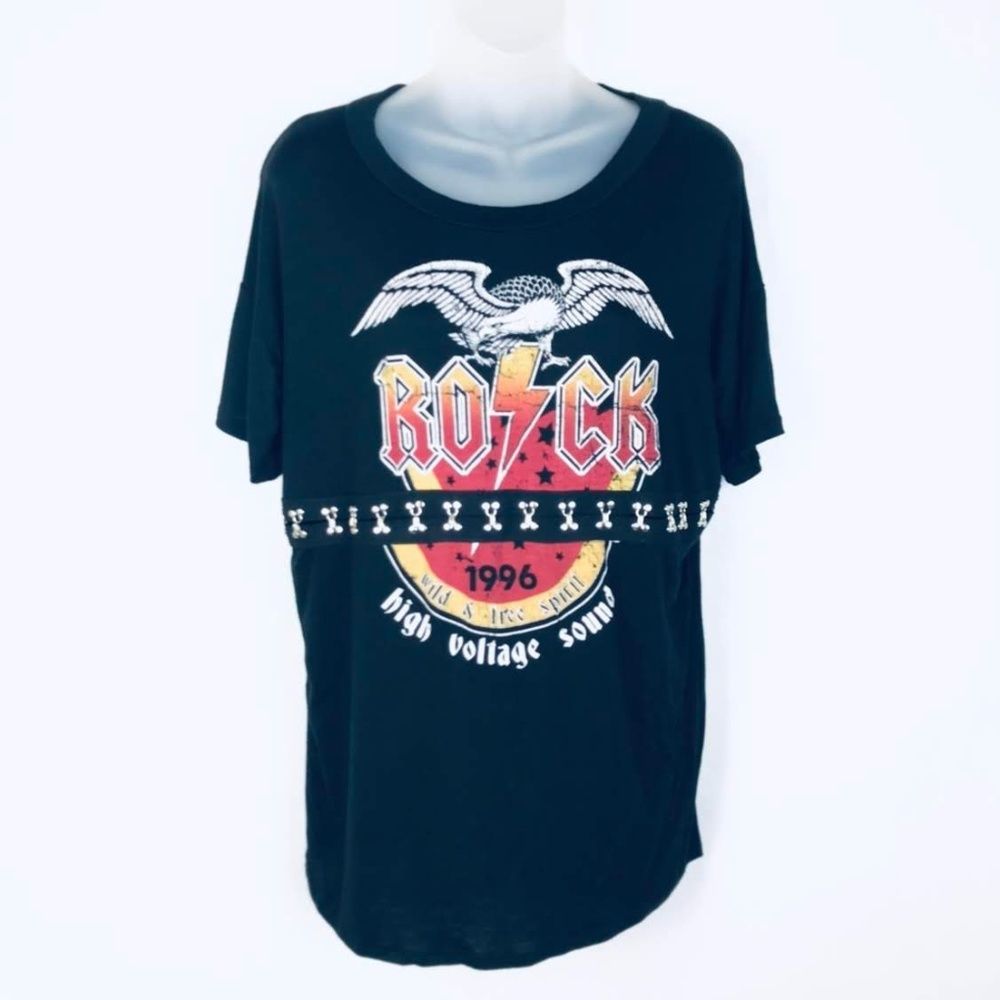 Fashionnova Rock Vented Hooks Tshirt NWT